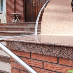 Pochwyt nierdzewny – gięty na wymiar