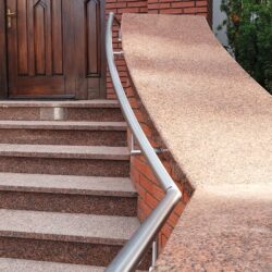 Pochwyt nierdzewny – gięty na wymiar