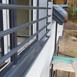 Balkon francuski ze stali czarnej