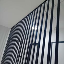 Balustrada harfowa – nowoczesna forma bezpieczeństwa i designu